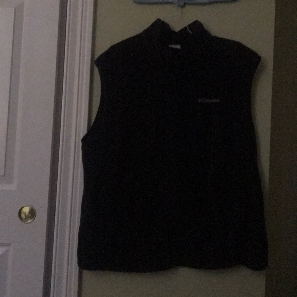 Columbia vest